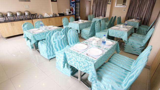 Hotel Crescent Inn Chennai Restaurante foto