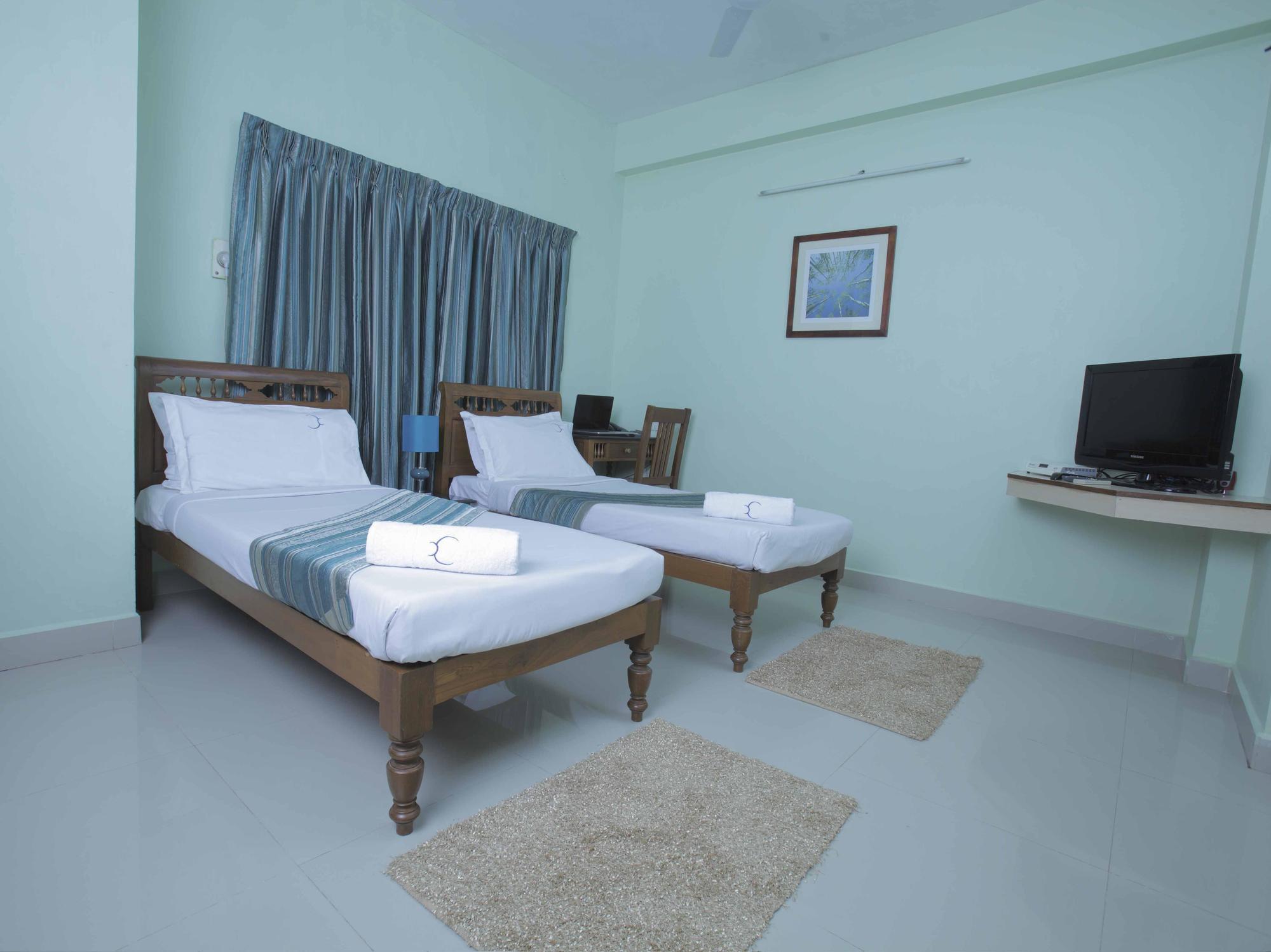 Hotel Crescent Inn Chennai Exterior foto