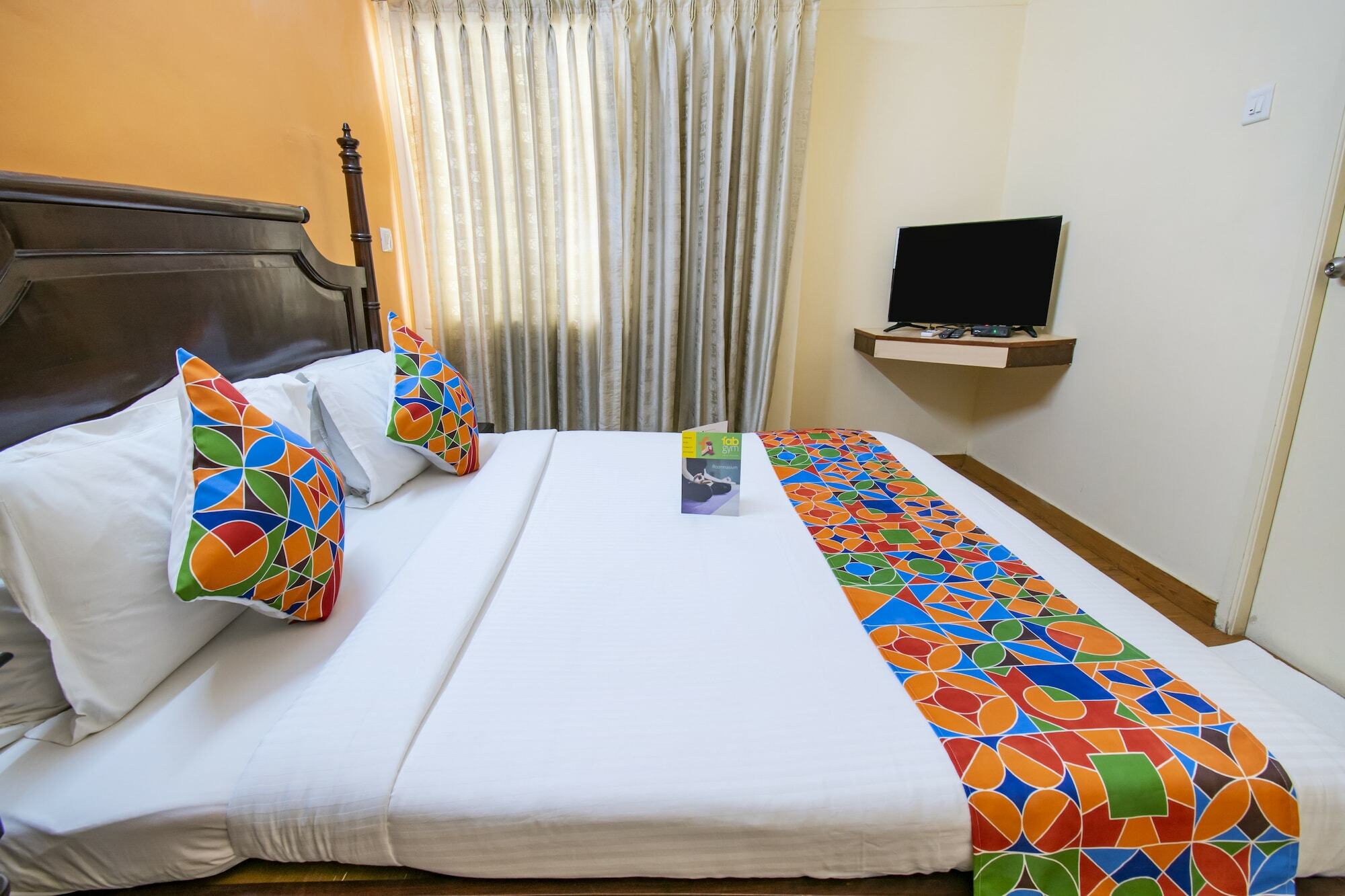 Hotel Crescent Inn Chennai Exterior foto