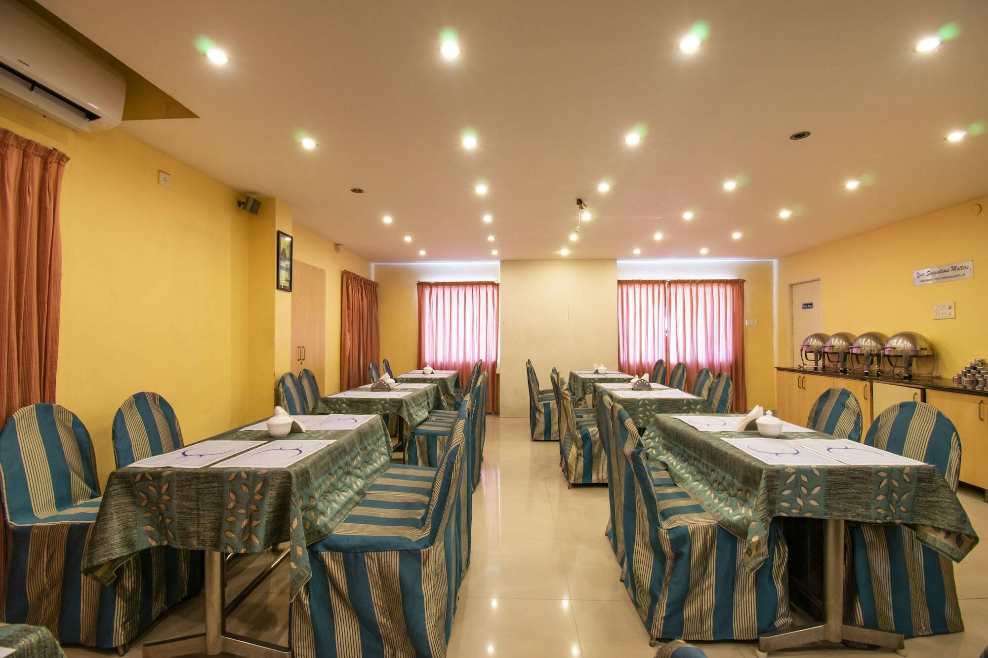 Hotel Crescent Inn Chennai Exterior foto